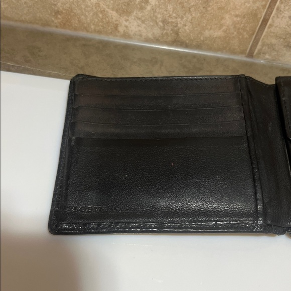Loewe men’s black leather wallet with change pouch - Picture 4 of 9